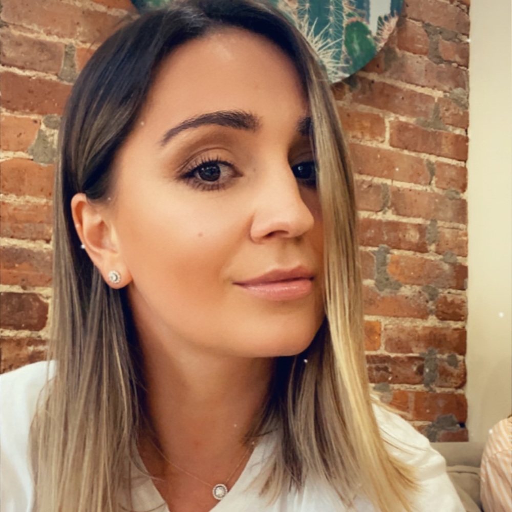 Meet your Posher, Elena